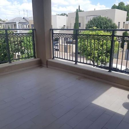 Adorable 3 Bedroom Brenner "Hill" Suite Giv'at Brenner المظهر الخارجي الصورة