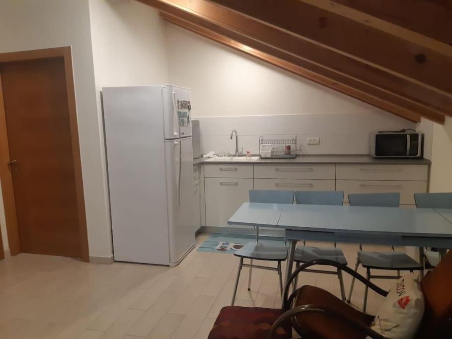 Adorable 3 Bedroom Brenner "Hill" Suite Giv'at Brenner المظهر الخارجي الصورة